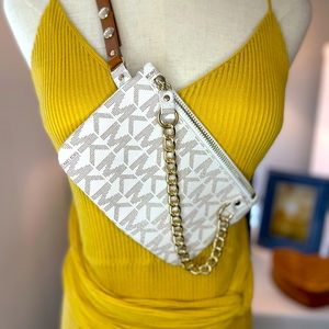 Michael Kors Signature Fanny Pack Belt Bag Vanilla/Acorn
